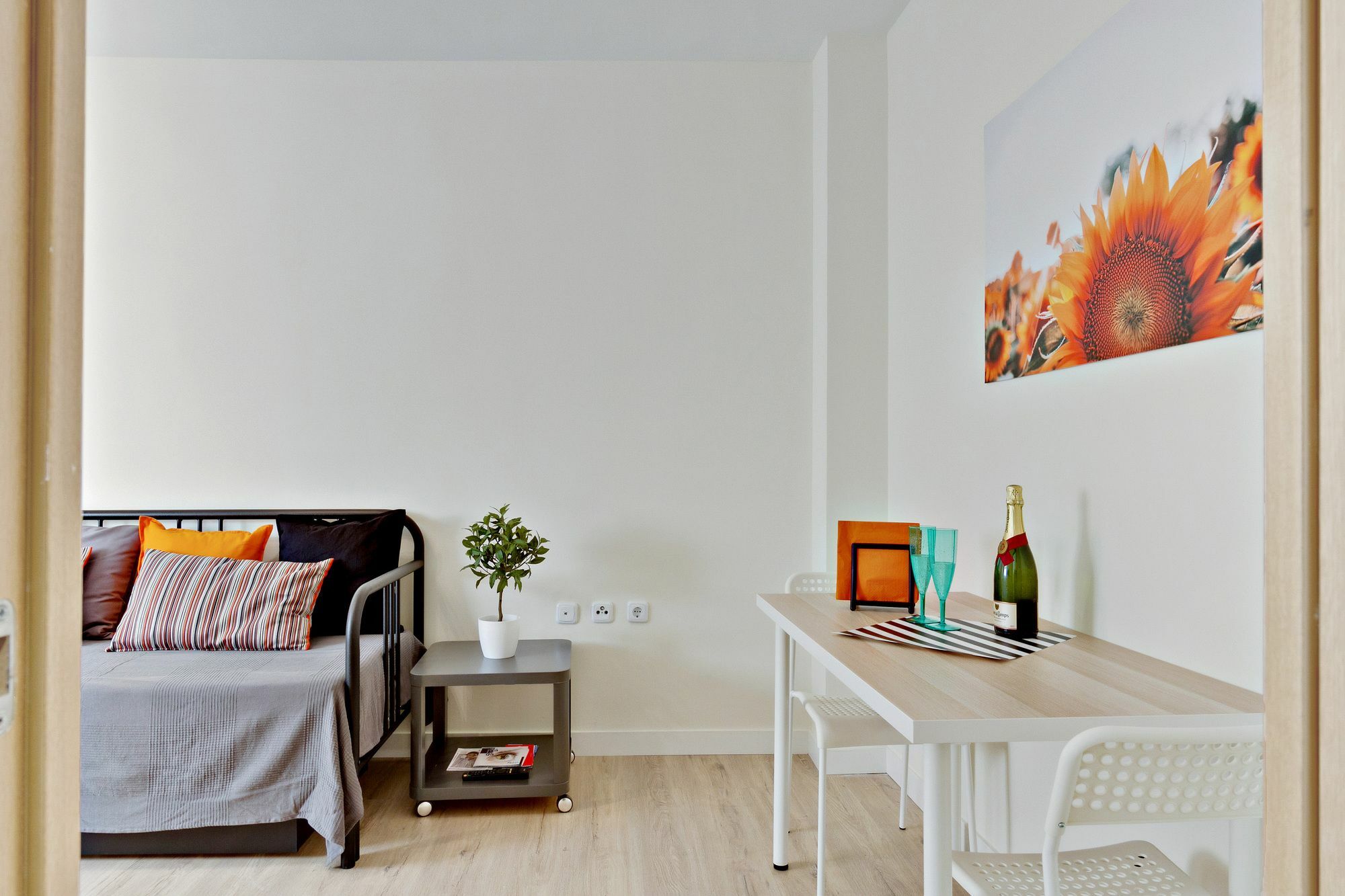 Del Parque Flats - Parras Apartment มาลากา ภายนอก รูปภาพ
